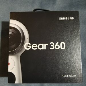 Samsung Gear 360 Camera